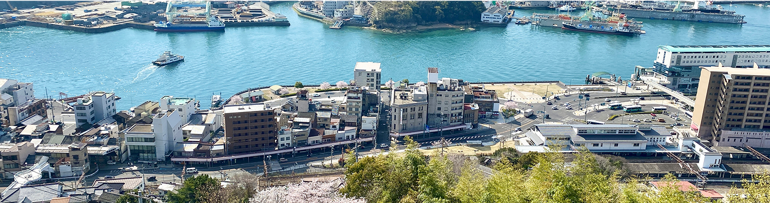 尾道の海と街並み
